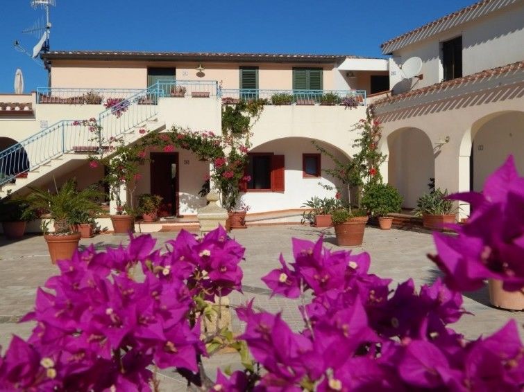 Residence Sos Alinos Cala Liberotto Exterior photo